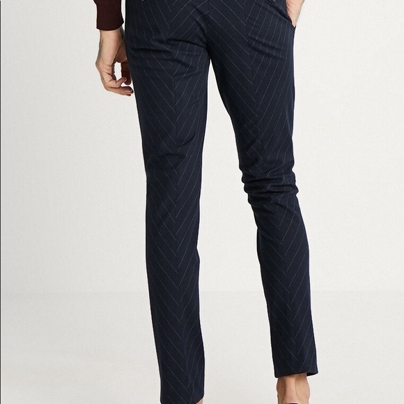 I need this Twisted Tailor navy pinstriped suit - Picture 3 of 8